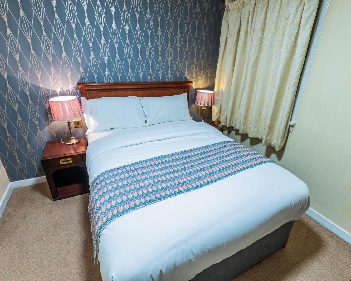 Grampian Hotel Пърт Екстериор снимка
